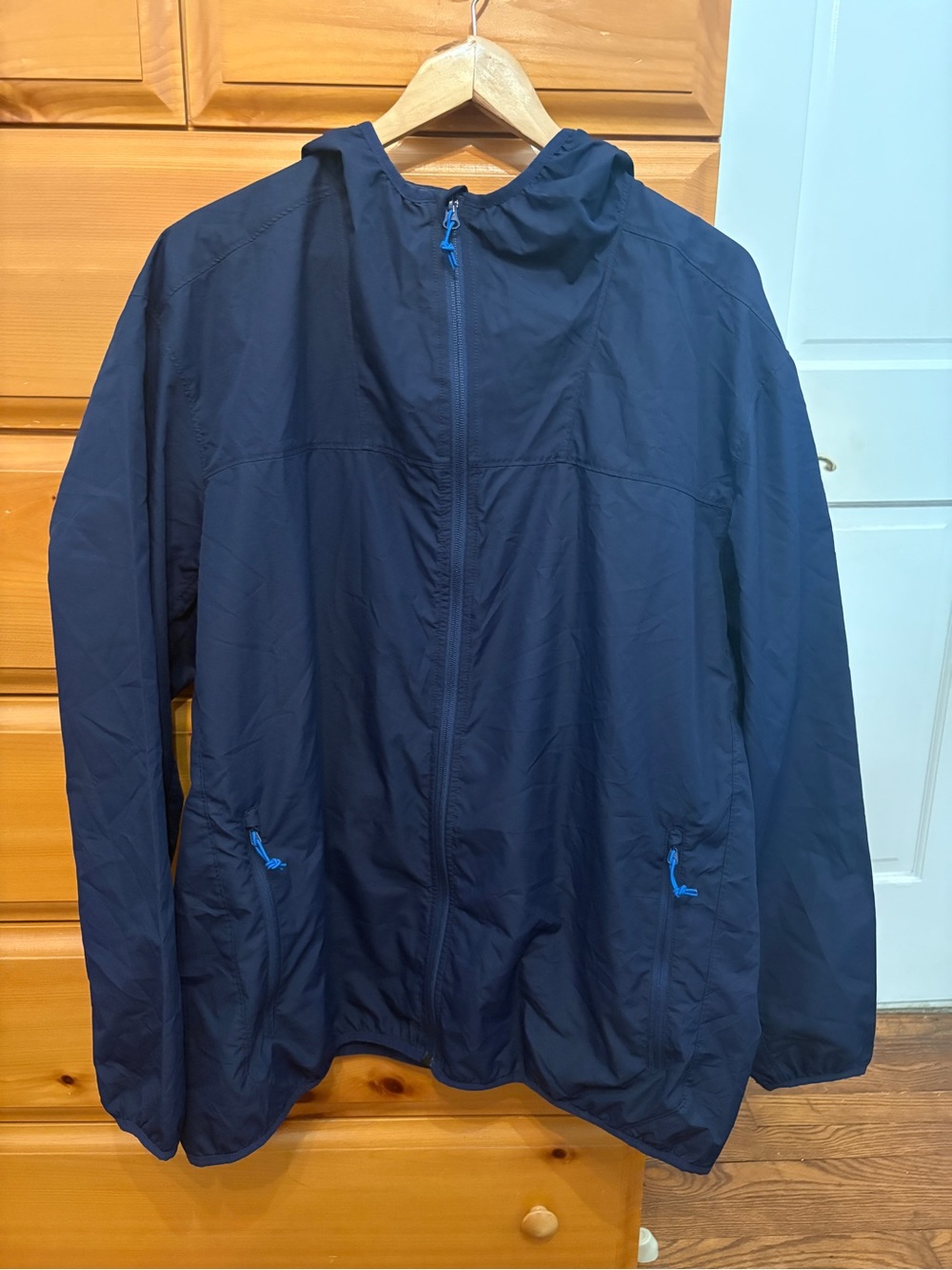 Lands’ End windbreaker hoody - Navy XL (packable)